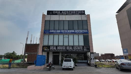 Good Location Main 150 Feet Road Plot For Sale