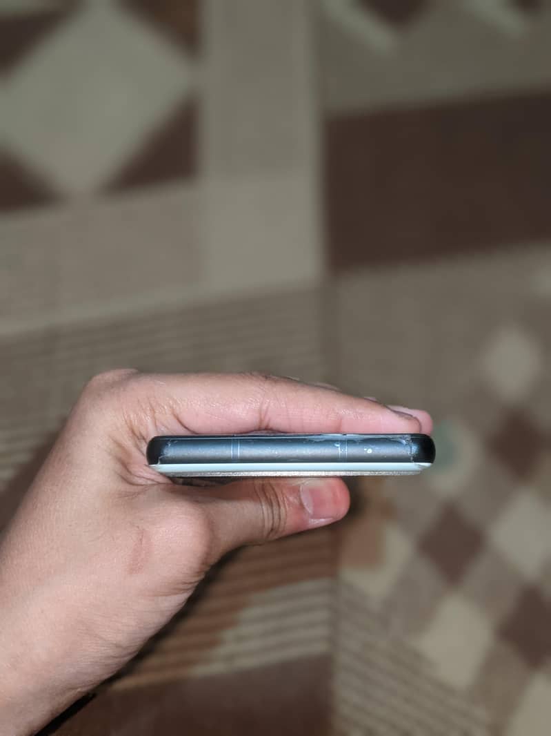 Google Pixel 6a 4