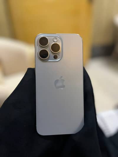 Apple iPhone 15 Pro Max