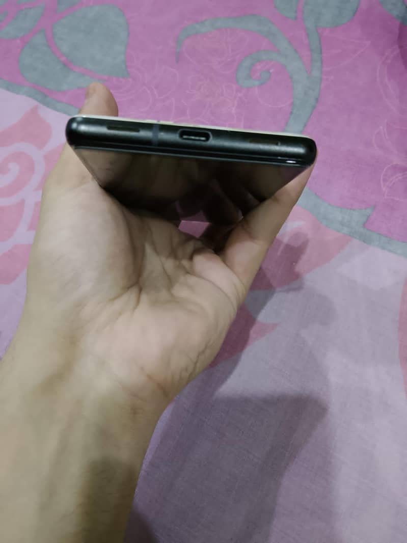 Google Pixel 6a 1