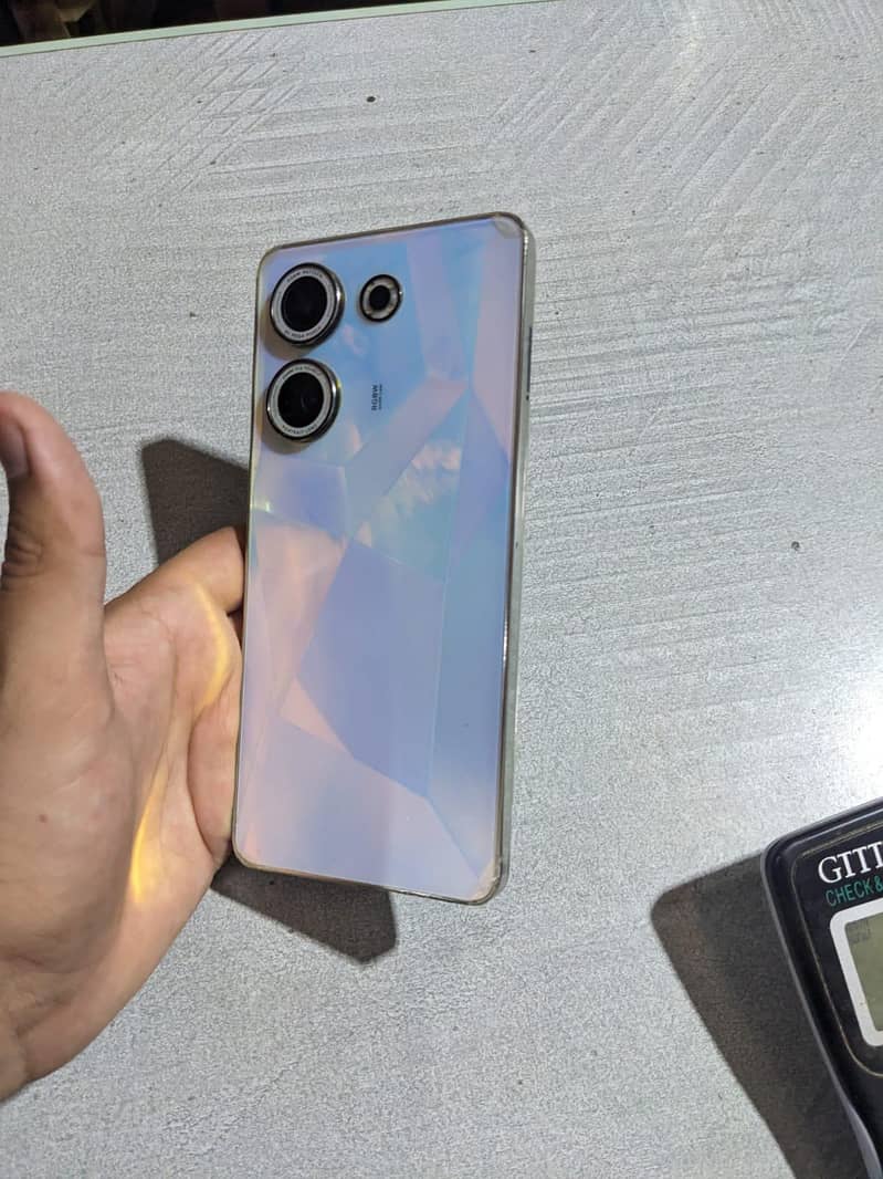 Tecno CAMON 20 2