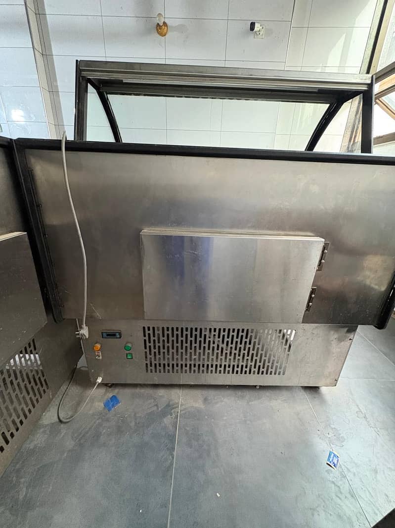 MEAT FREZER 1