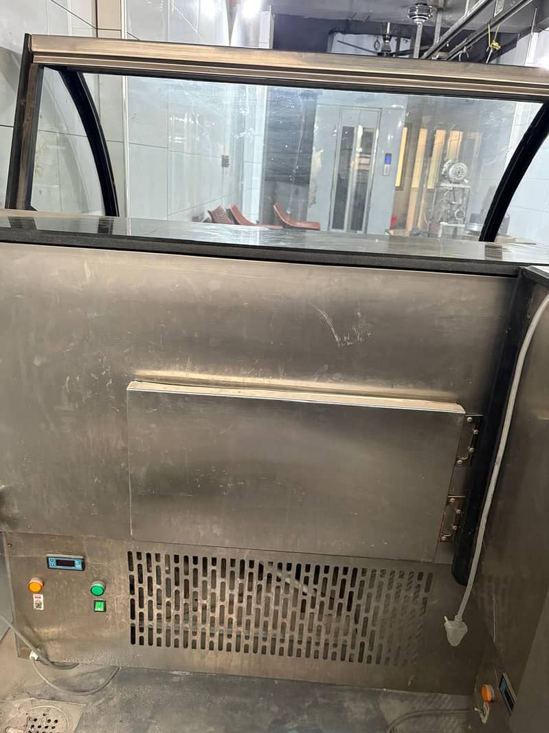 MEAT FREZER 2