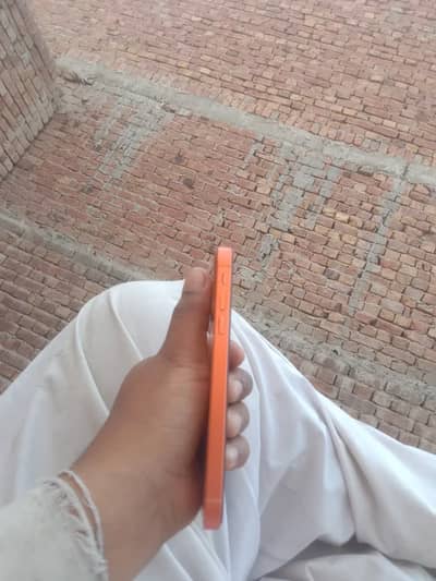 Apple iPhone XR