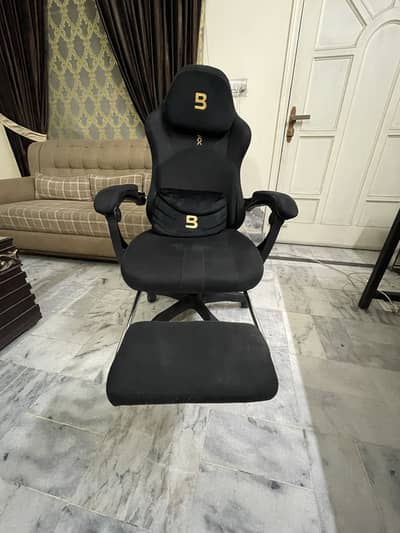 Surge Pro Ergonomic Chair with Footrest