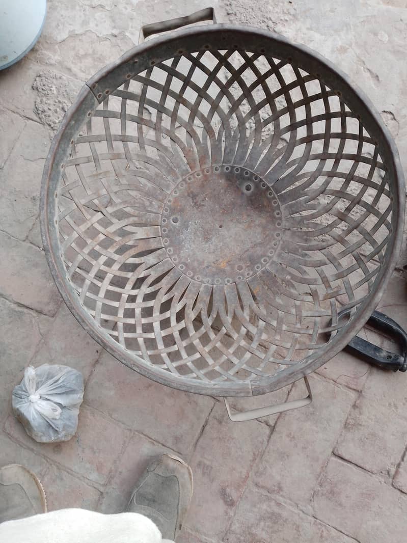 گھریلو مختلف سامان برائے فروخت قیصر آباد گلی نمبرتین کمہاراں والاملتان 1
