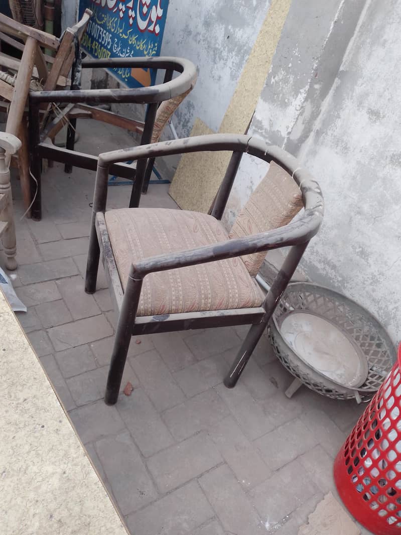 گھریلو مختلف سامان برائے فروخت قیصر آباد گلی نمبرتین کمہاراں والاملتان 9
