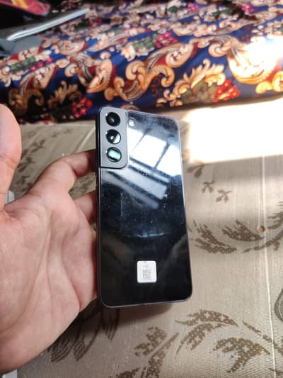 Samsung S22