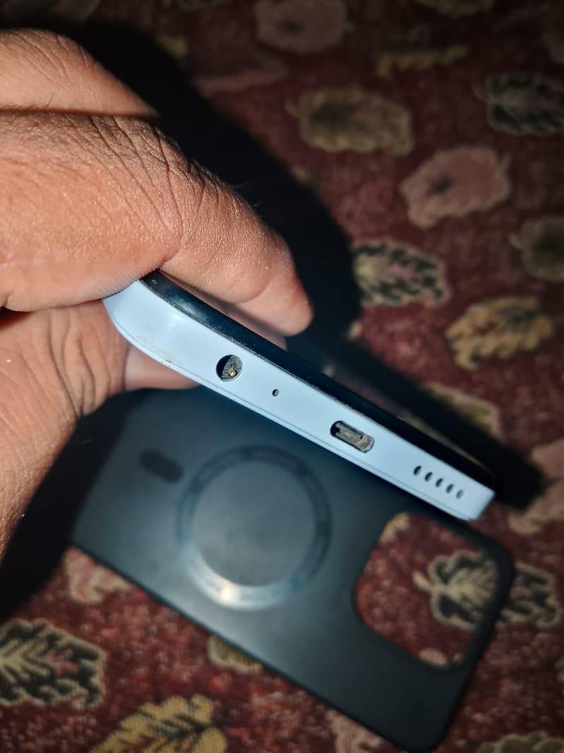 Itel A50C 4