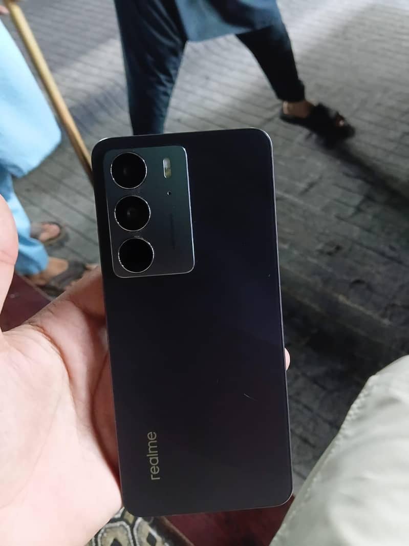 Realme C75 0