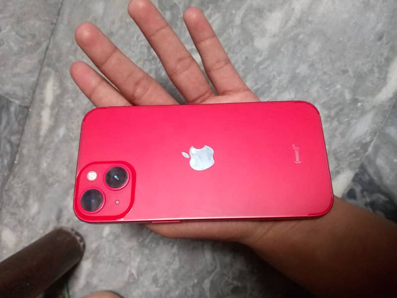 Apple iPhone 14 3