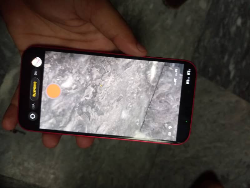 Apple iPhone 14 4