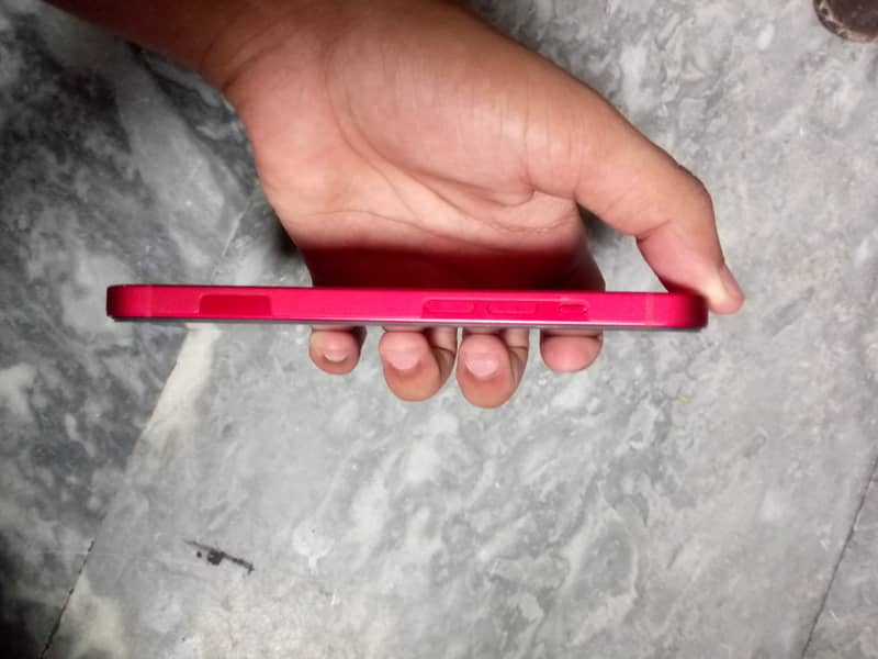 Apple iPhone 14 9