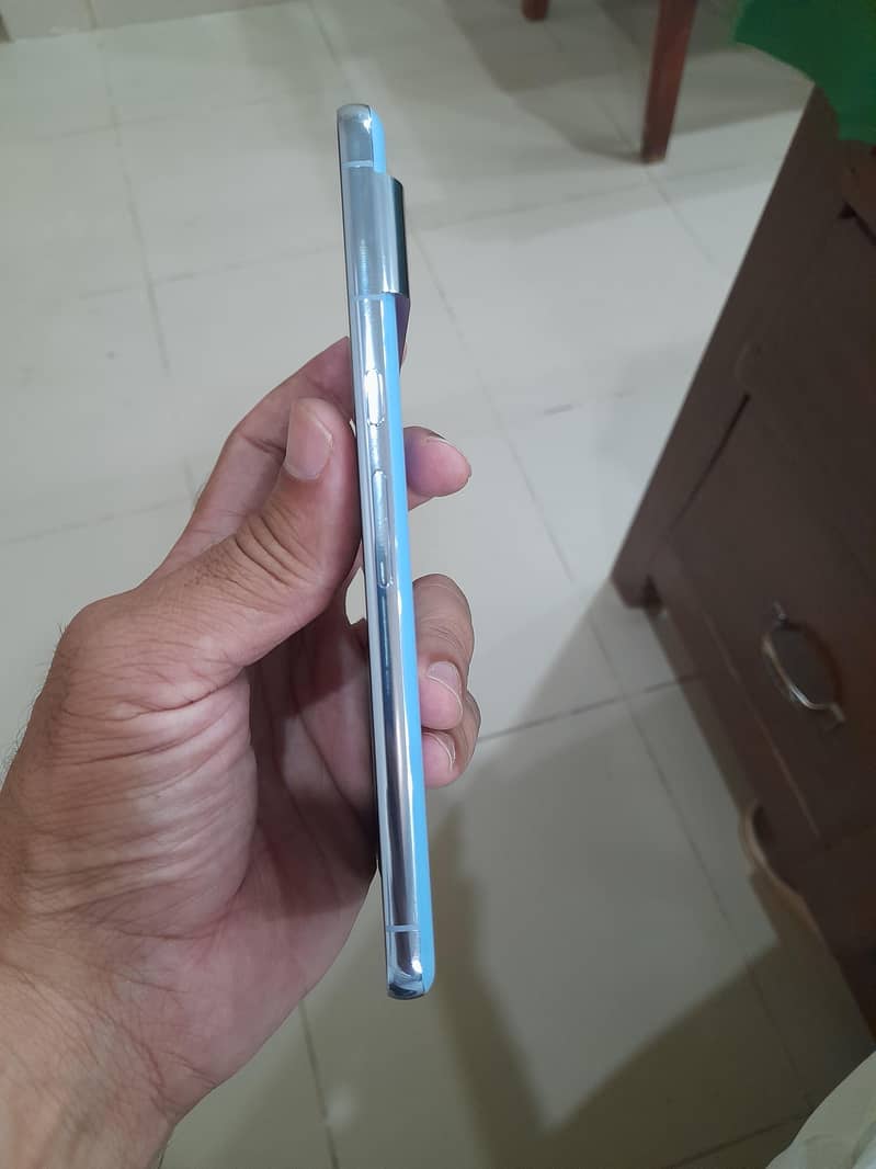 Google Pixel 8 Pro 4