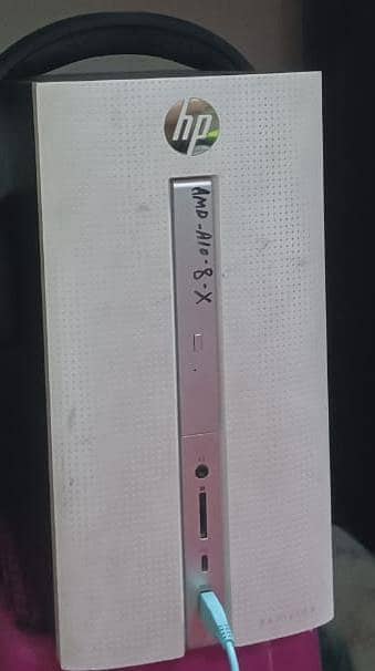 HP Pavilion Gaming PC - AMD A12 (16GB RAM) - WiFi & Bluetooth Built-In