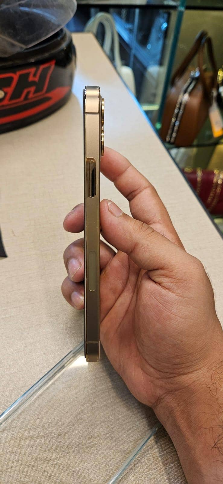 IPHONE 12PRO 1