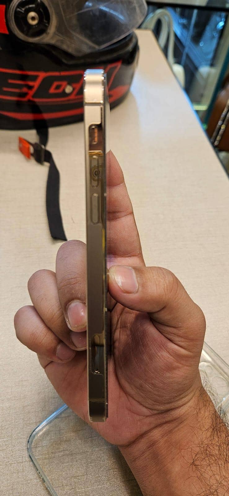 IPHONE 12PRO 4