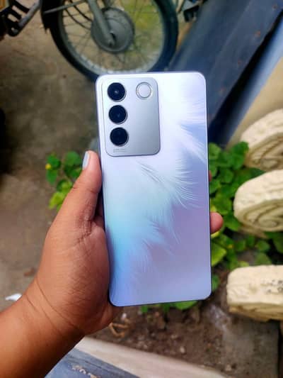 Vivo V27e 8+8.256 gb