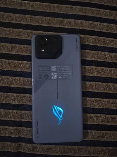 Asus ROG  8