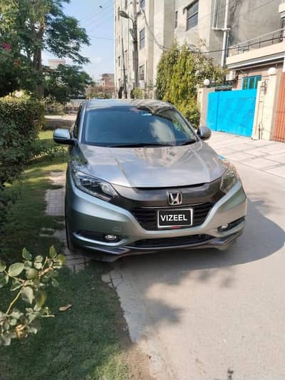 Honda Vezel Hybrid X L Package