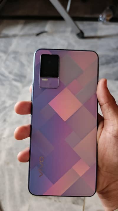 Vivo V21e