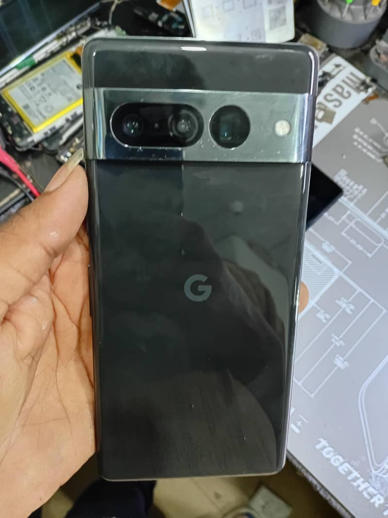 Google Pixel 7 Pro 0