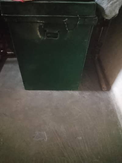 Food storage box