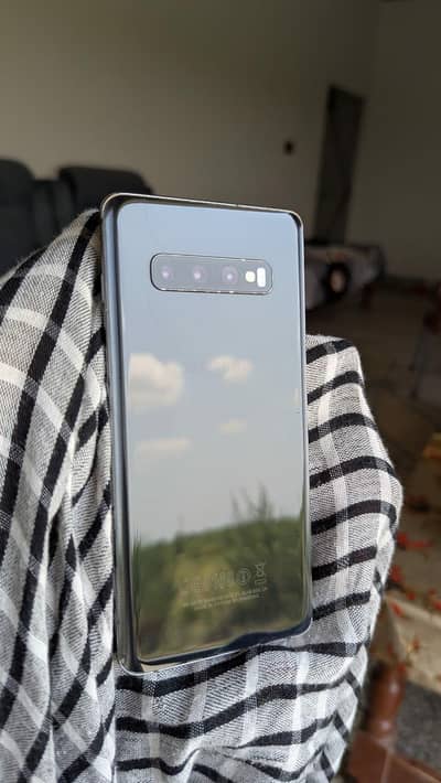 Samsung Mobile S10 Plus