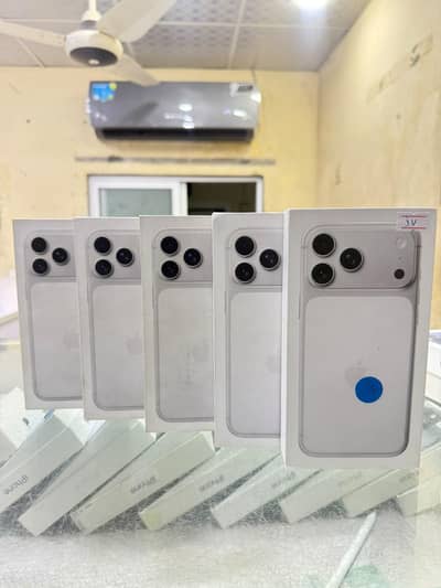 Iphone 17 pro max box packed non active