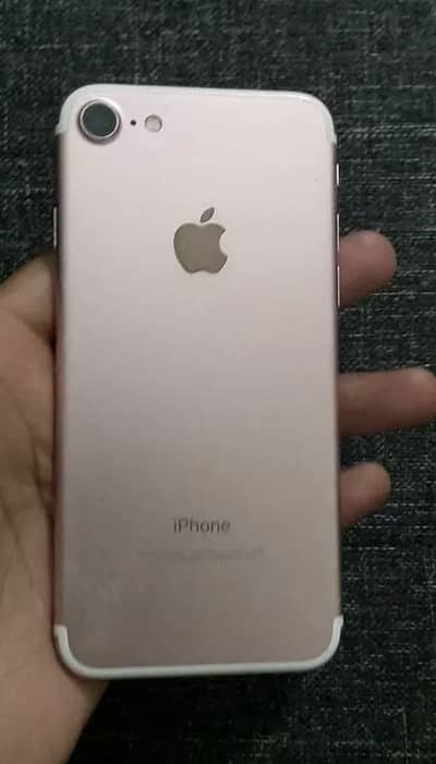 Apple iPhone 7