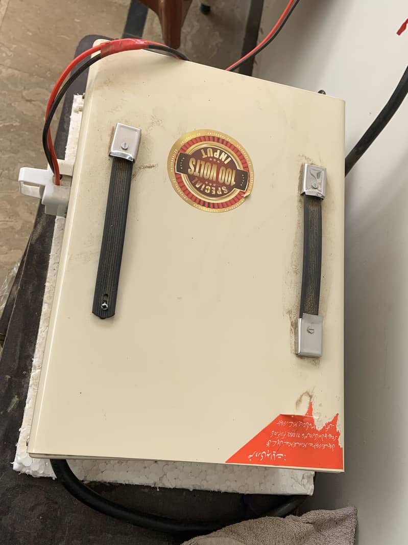 Universal voltages Stablizer 1