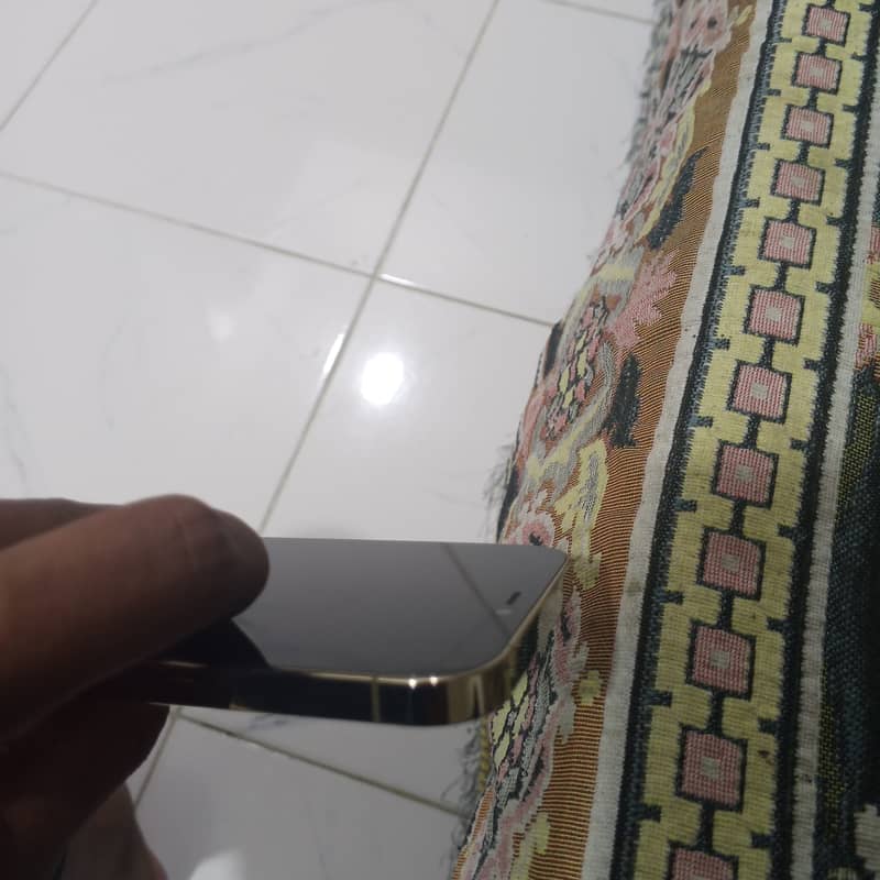 iPhone 12 pro max 1