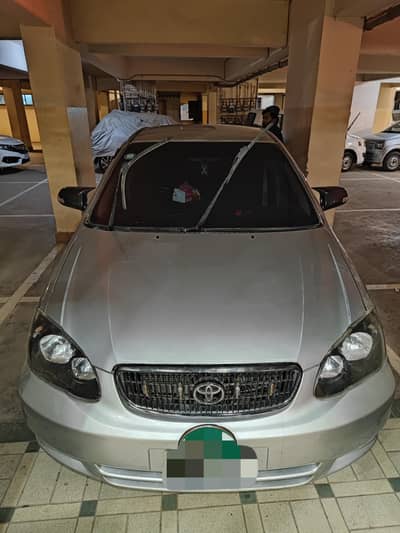 Toyota Corolla SE Saloon Automatic 2004