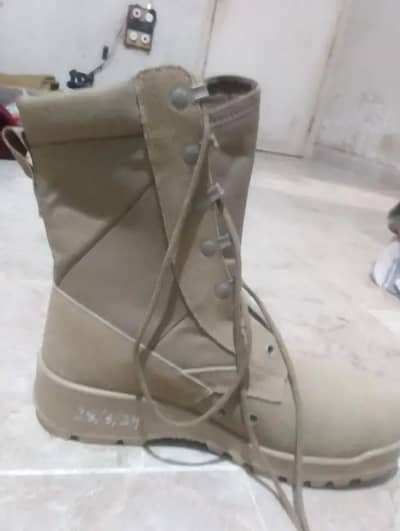 camel shoes