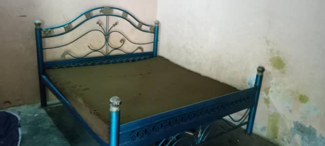 Iron bed