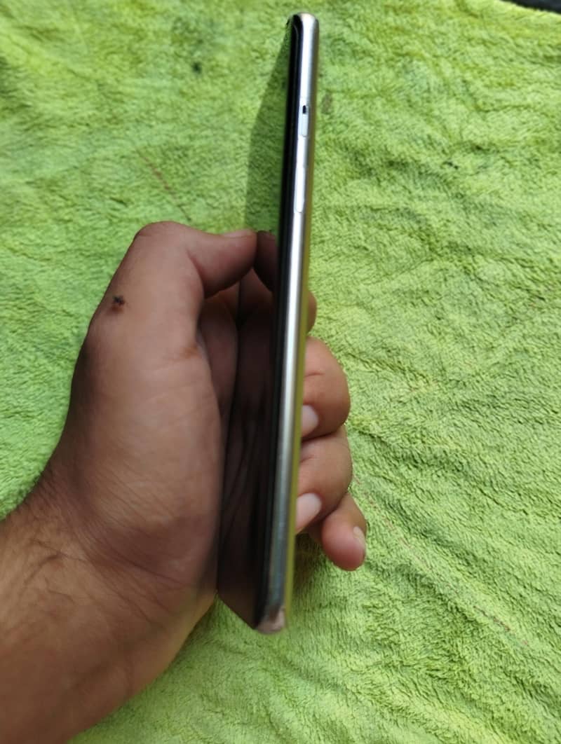 One Plus 8 4