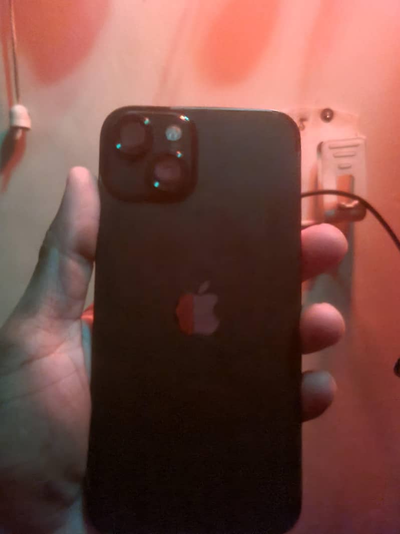 Apple iPhone 13 1