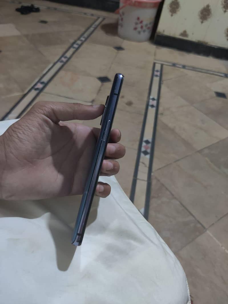 One Plus 7T 4