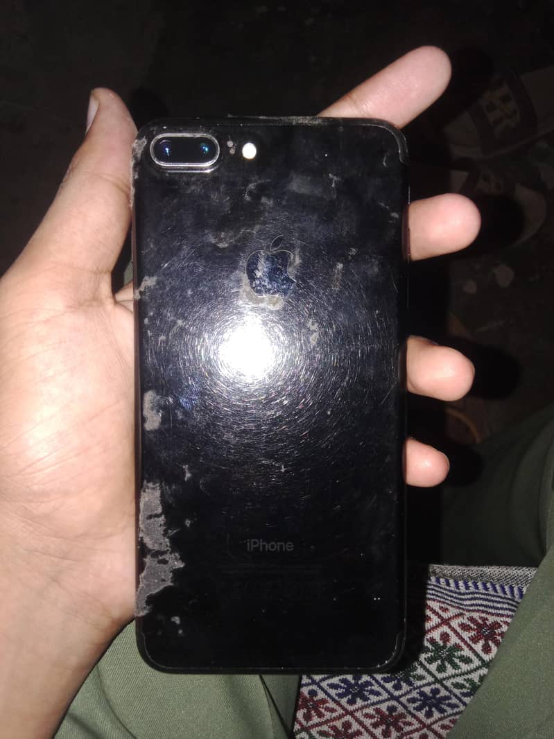 Apple iPhone 7 Plus 5