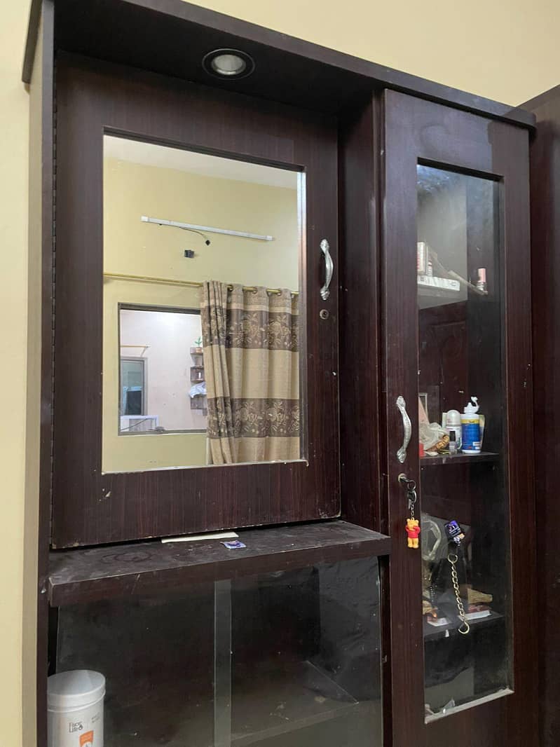 Dressing Table 0