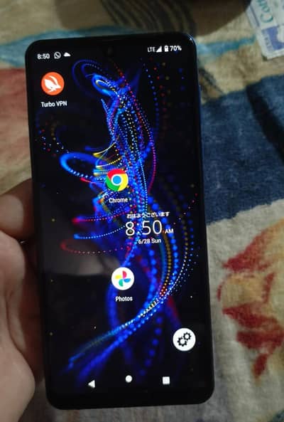Sharp Aquos R5G gaming mobile