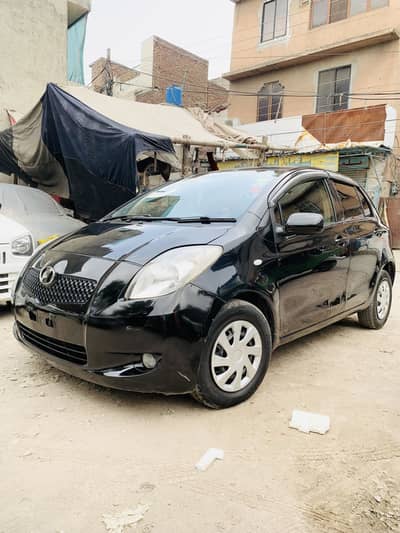 Toyota Vitz 2012