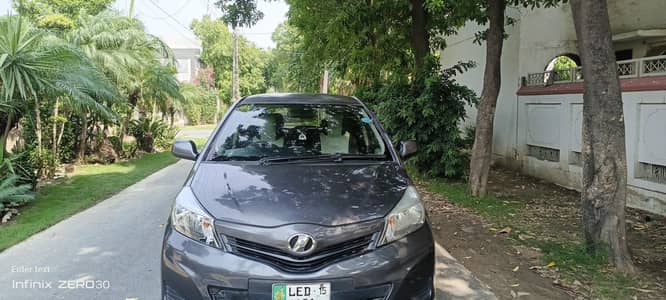Toyota Vitz 2011