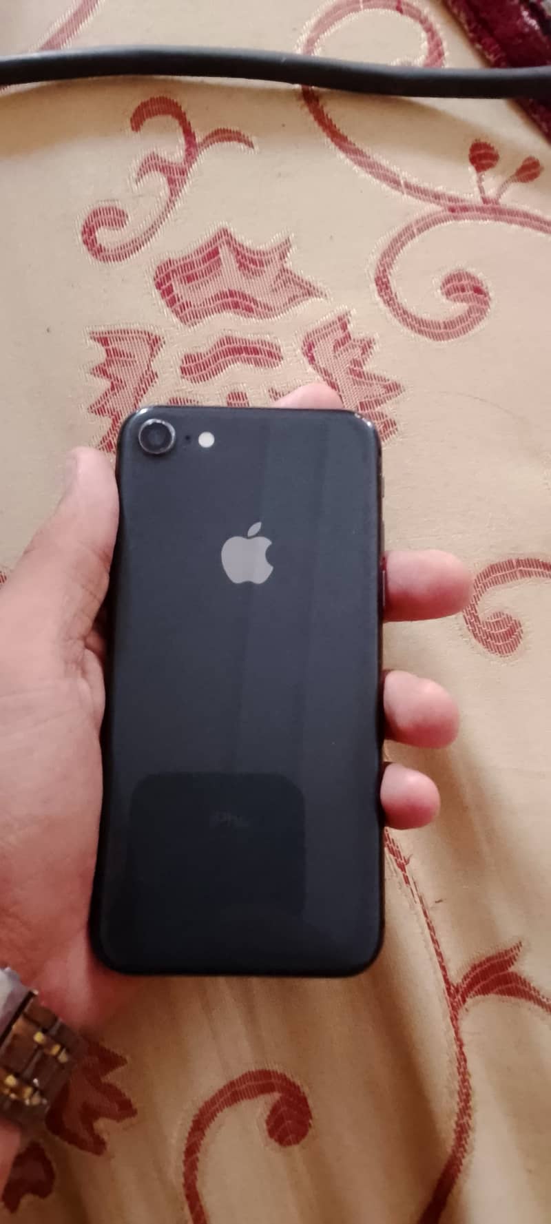 Apple iPhone 8 1