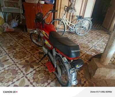 Hero bike