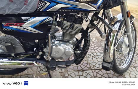 Honda CG 125 2025 model Black 0 meter condition