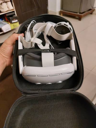 Meta Quest 3 (512 gb) slightly used