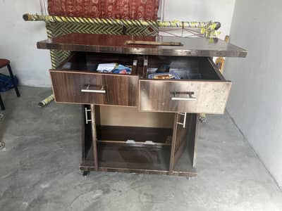 Sewing machine table
