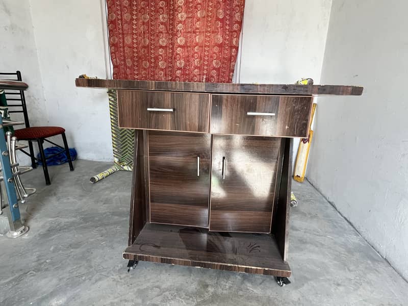 Sewing machine table 4