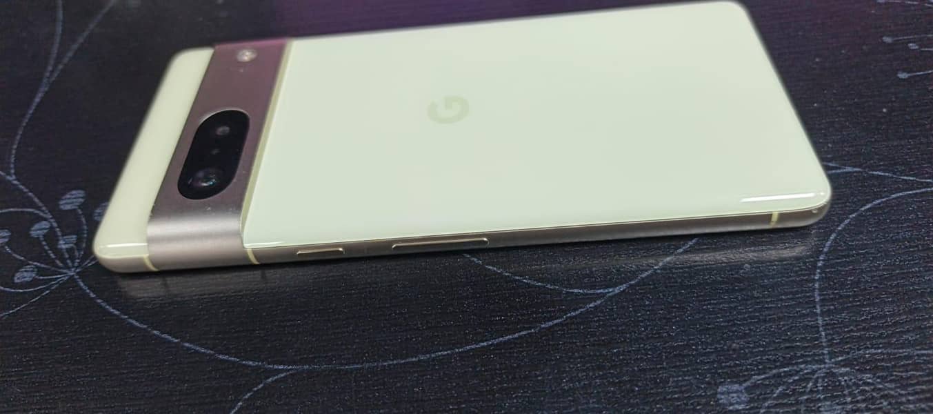 Google Pixel 7 6